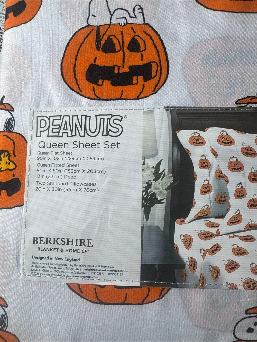 Peanuts snoopy Halloween Sheet Set Queen 4 pieces - White & Orange cute pumpkins
